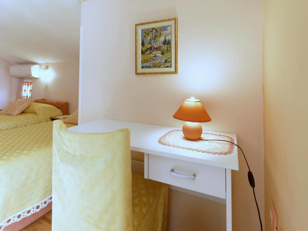 Holiday Home Nevena By Rent Istria Buje Exterior photo