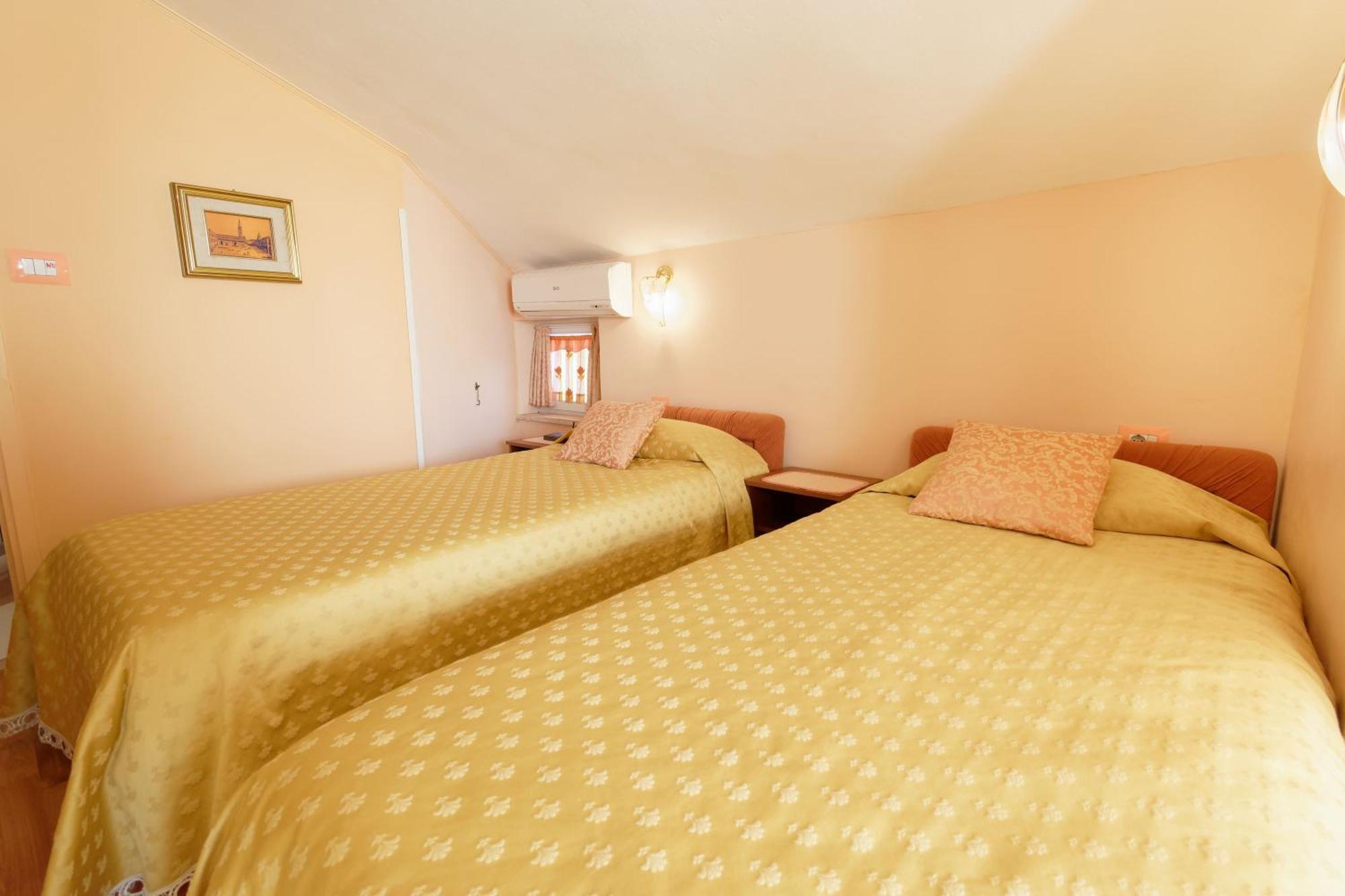 Holiday Home Nevena By Rent Istria Buje Room photo